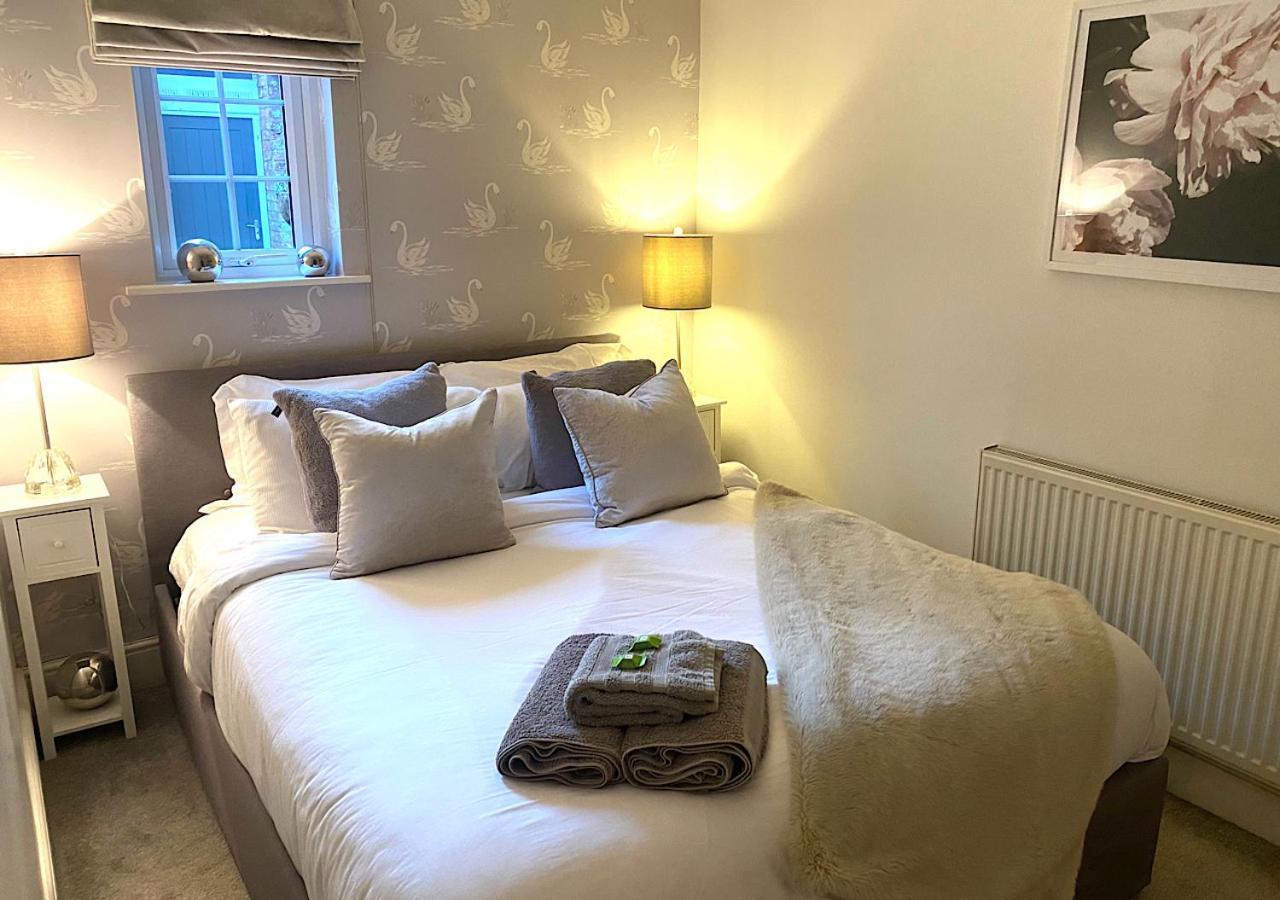 The Lodge Chester - Luxury Apartment For Two, With Free Parking! Hough Green Extérieur photo